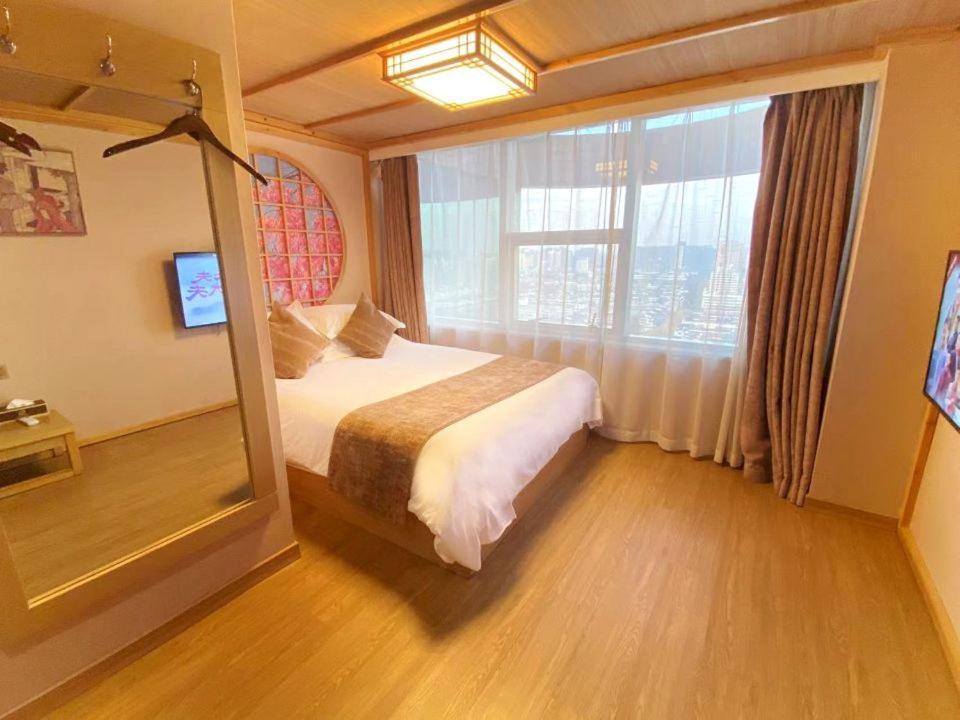 Fresh House Hotel - West Lake Qingchun Branch Hangzhou Eksteriør billede